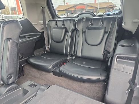 Used 2012 Toyota Highlander SE w/ Tow Pkg image 37