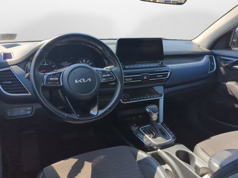 Used 2022 Kia Seltos S AWD/4WD image 14