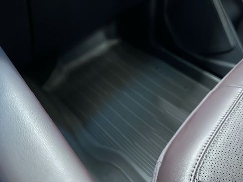 New 2026 Ford Explorer Platinum image 38