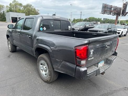 Used 2020 Toyota Tacoma SR AWD/4WD image 7