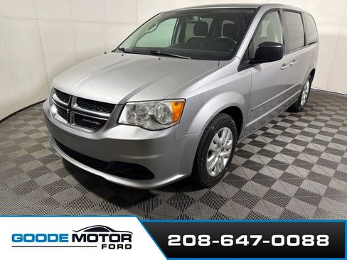 Used 2016 Dodge Grand Caravan SE w/ Quick Order Package 29E SE FWD image 4