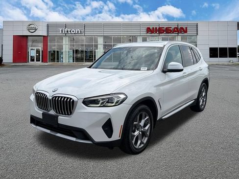 Used 2024 BMW X3 xDrive30i w/ Convenience Package AWD/4WD image 3