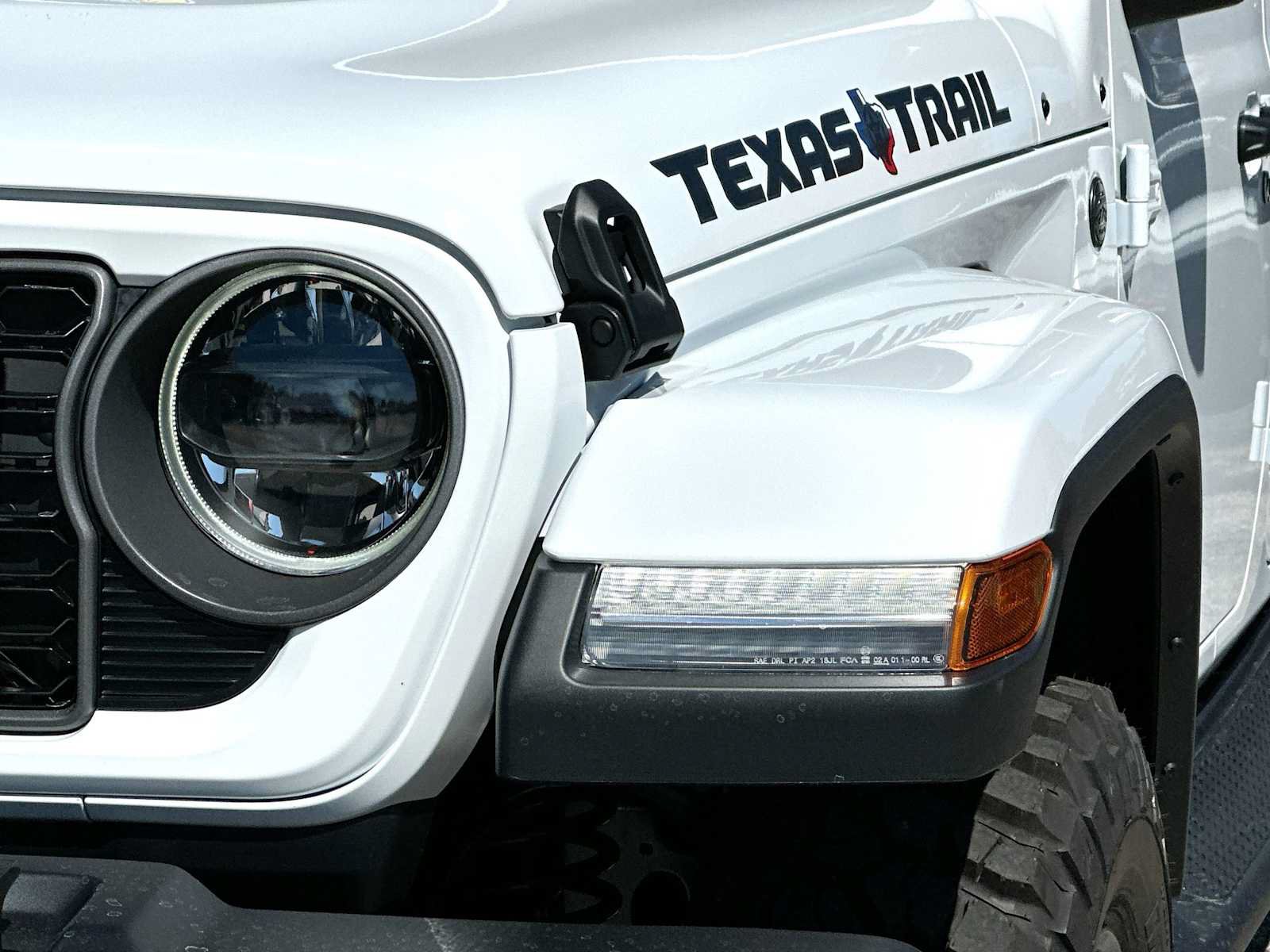 New 2026 Jeep Gladiator Sport AWD/4WD image 16