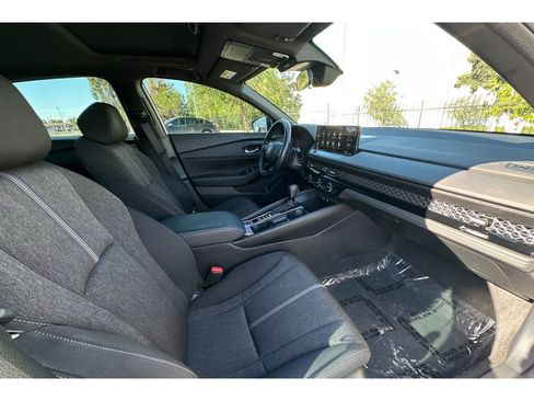 Used 2024 Honda Accord Sport image 18