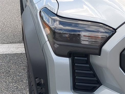 New 2025 Toyota Tacoma TRD Off-Road image 10