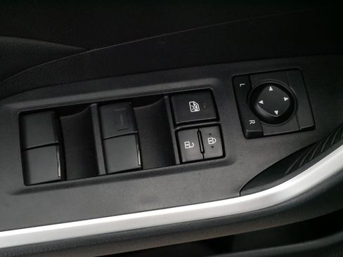 Certified 2025 Toyota RAV4 LE image 19