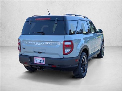 Used 2021 Ford Bronco Sport Outer Banks w/ Outer Banks Package image 5