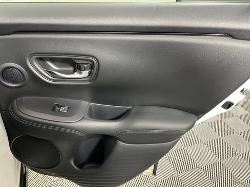 Certified 2025 Honda HR-V EX-L image 21