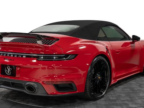 Used 2021 Porsche 911 Turbo S image 20