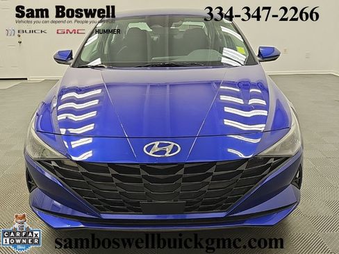 Used 2023 Hyundai Elantra SEL w/ Convenience Package FWD image 3