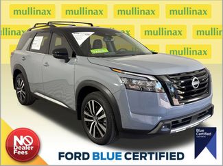 Used 2025 Nissan Pathfinder Platinum w/ Black Appearance Package FWD 360° Tour