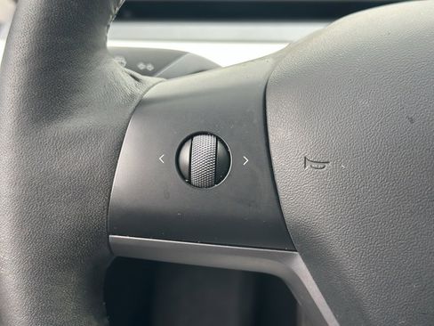 Used 2022 Tesla Model 3 Long Range image 11