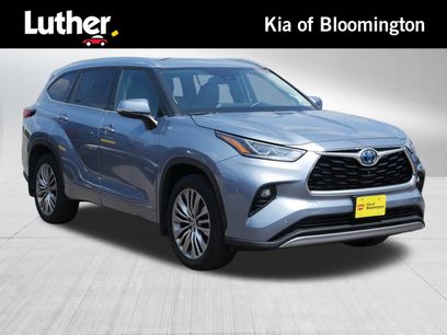 Used 2022 Toyota Highlander Platinum