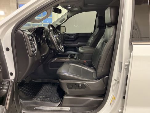 Certified 2019 Chevrolet Silverado 1500 LTZ w/ LTZ Plus Package image 27