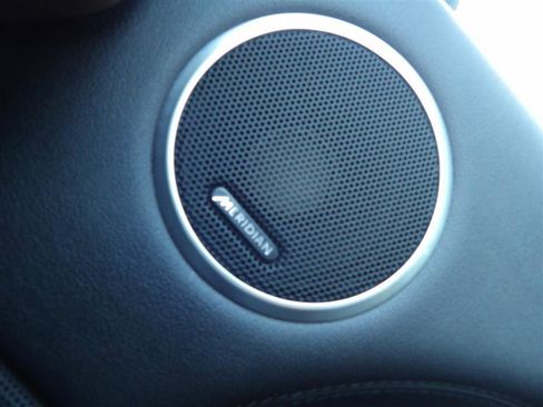 Used 2016 Land Rover Range Rover HSE image 27