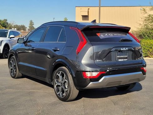 Certified 2025 Kia Niro EX Touring FWD image 8