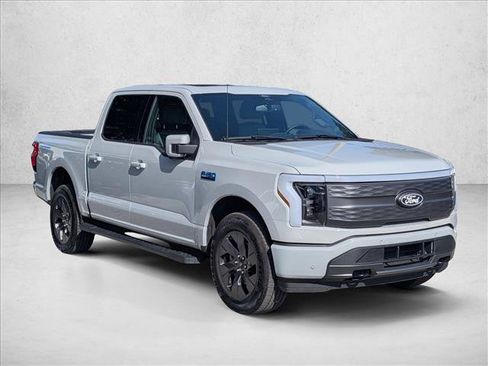 Certified 2024 Ford F150 Lightning Lariat image 3