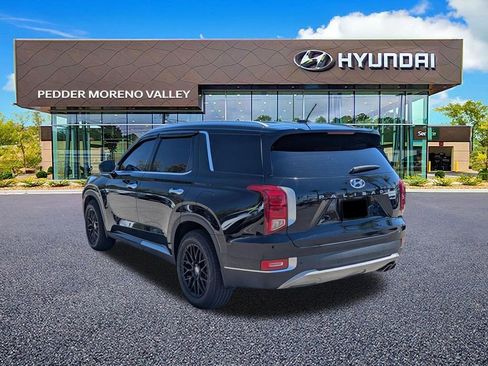 Used 2022 Hyundai Palisade SEL w/ Winter Package FWD image 5