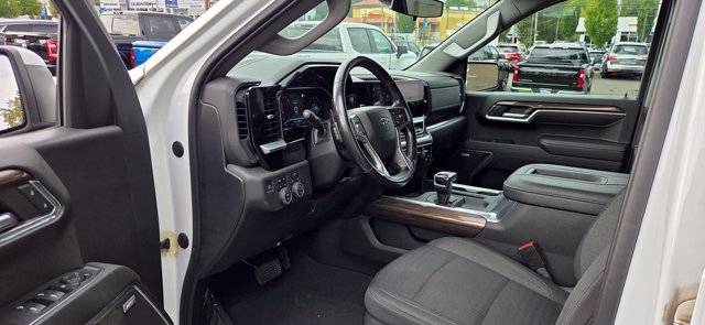 Used 2022 Chevrolet Silverado 1500 RST AWD/4WD image 13