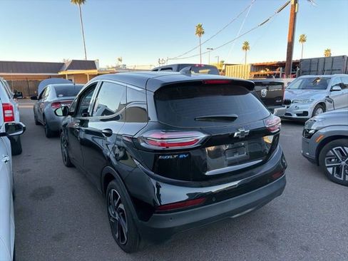 Used 2023 Chevrolet Bolt LT w/ Infotainment Package image 14