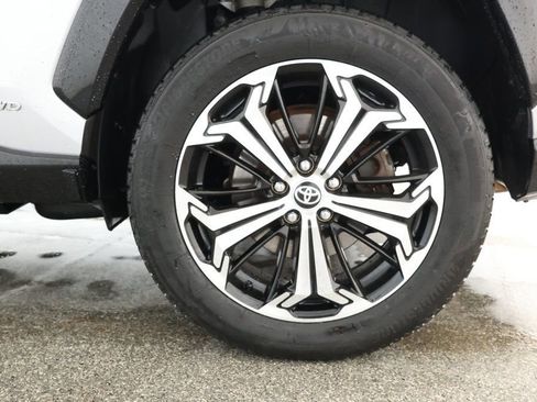 Used 2021 Toyota RAV4 XSE w/ Weather Package image 7