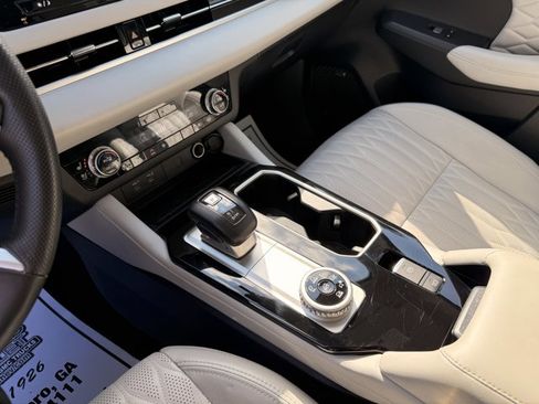 Used 2025 Mitsubishi Outlander SEL image 22