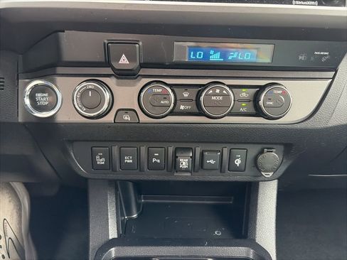 Used 2023 Toyota Tacoma TRD Off-Road w/ Technology Package image 20