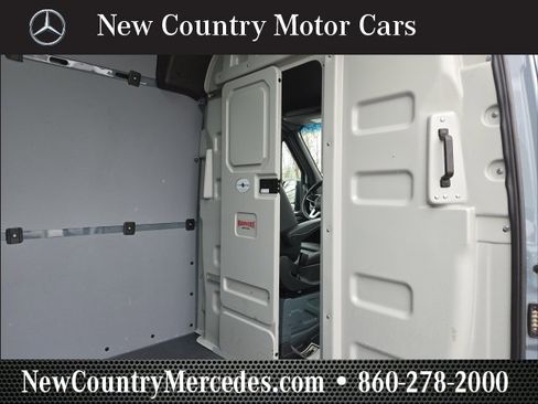 Used 2022 Mercedes-Benz Sprinter 2500 image 5