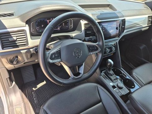 Used 2021 Volkswagen Atlas Cross Sport SEL AWD/4WD image 11