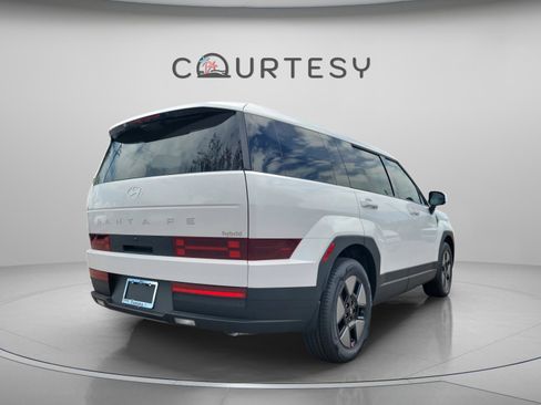 New 2026 Hyundai Santa Fe SE image 3