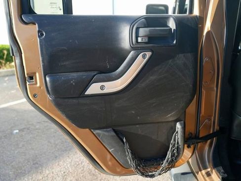 Used 2011 Jeep Wrangler Unlimited 70th Anniversary w/ Dual Top Group image 31