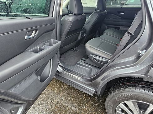 New 2025 Nissan Pathfinder SL w/ Lighting Package (N92) image 12