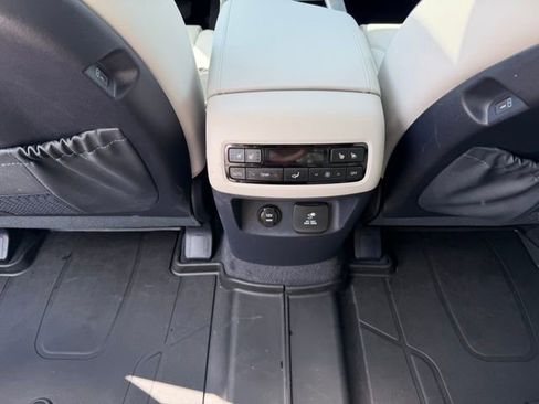 Used 2023 Hyundai Palisade Calligraphy w/ Winter Package AWD/4WD image 40