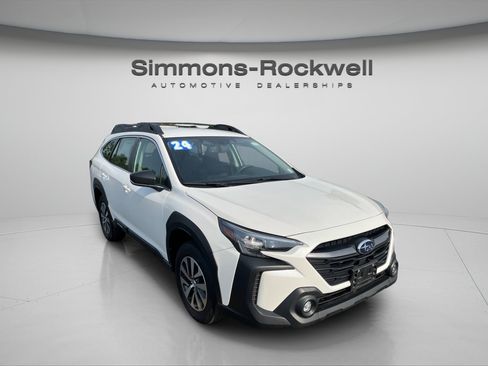 Used 2024 Subaru Outback AWD/4WD image 7