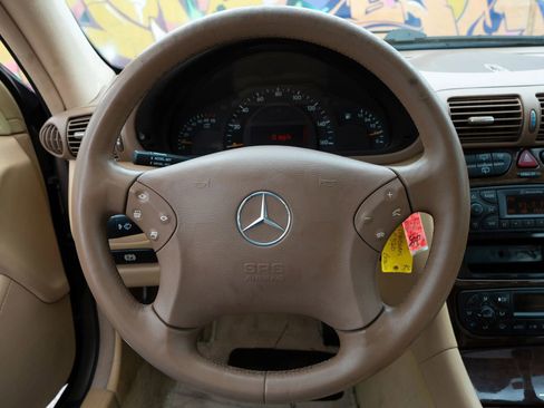Used 2002 Mercedes-Benz C 320 Wagon image 35
