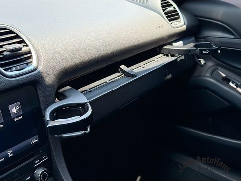 Used 2019 Porsche 718 Cayman RWD image 28