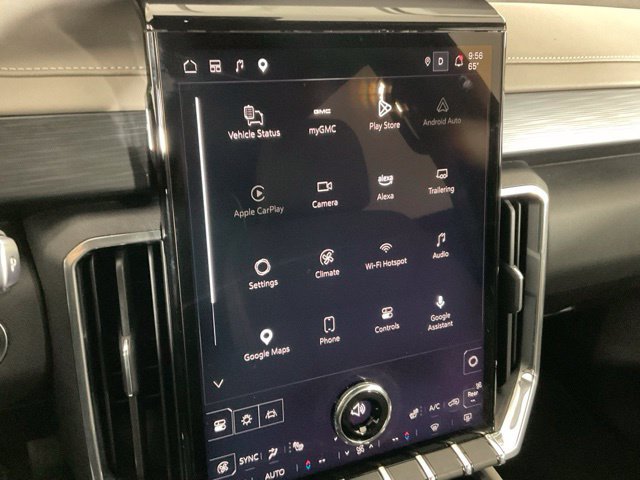 Used 2025 GMC Acadia Elevation w/ Elevation Premium Package FWD image 12