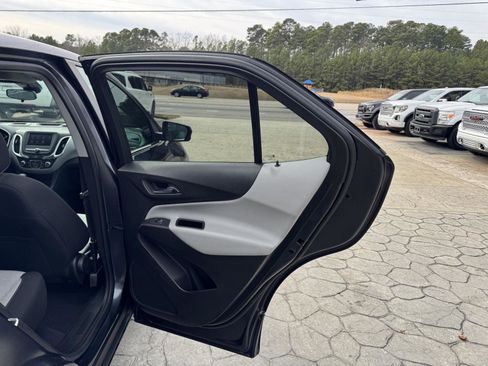 Used 2022 Chevrolet Equinox LT image 14