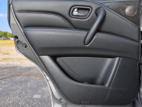Used 2021 INFINITI QX80 Luxe w/ Cargo Package AWD/4WD image 36
