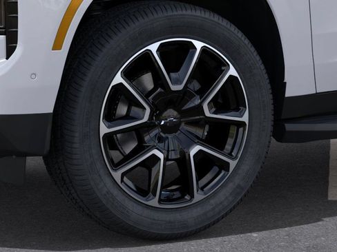 New 2026 Chevrolet Tahoe RST w/ Advanced Technology Package AWD/4WD image 9