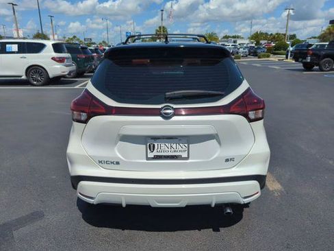 Certified 2024 Nissan Kicks SR w/ SR Premium Package FWD image 7