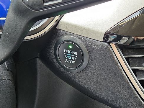 Used 2020 Ford Escape SE Sport FWD image 30