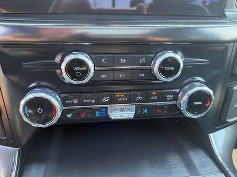 Used 2023 Ford F150 Lariat w/ Equipment Group 502A High AWD/4WD image 33