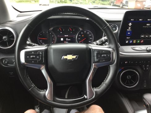 Used 2024 Chevrolet Blazer LT w/ Sound & Technology Package AWD/4WD image 20