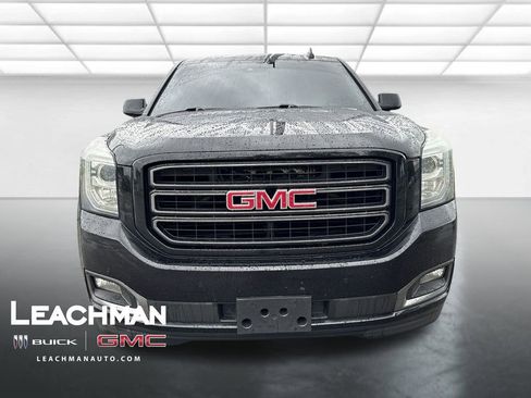 Used 2019 GMC Yukon XL SLT w/ Graphite Performance Edition RWD image 9