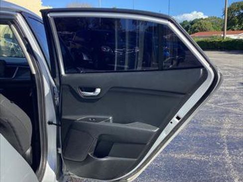 Used 2023 Kia Rio LX image 17