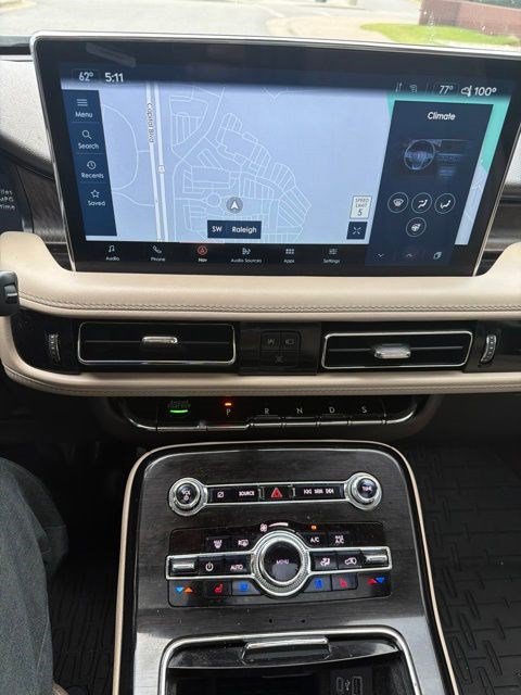Certified 2023 Lincoln Nautilus Reserve AWD/4WD image 18