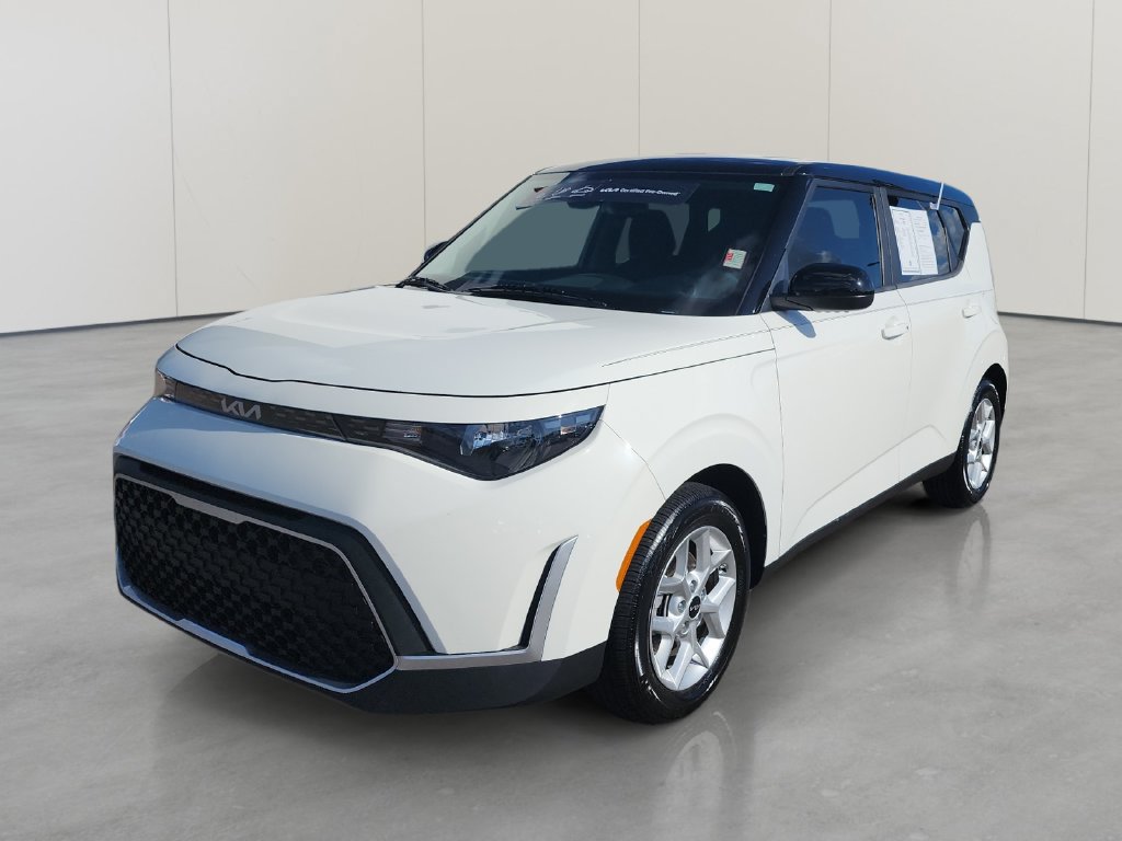 Certified 2024 Kia Soul S FWD image 1