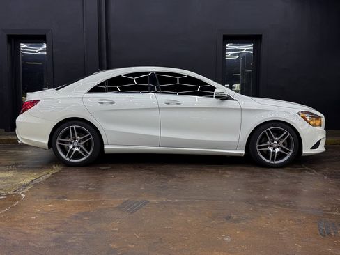 Used 2016 Mercedes-Benz CLA 250 image 10