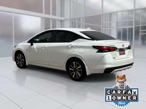 Used 2025 Nissan Versa SV w/ Trunk Package FWD image 4